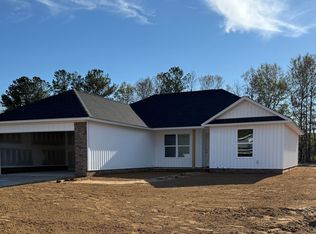 3935 Peakvalley Rd, Sumter, SC 29154