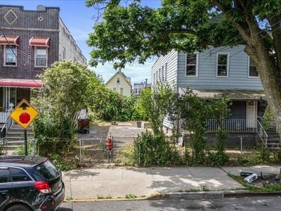 762-764 E 221st Street, Bronx, NY, 10467