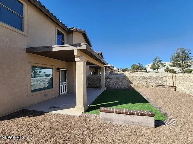 11730 Dos Palmas Dr #B — Photo 3