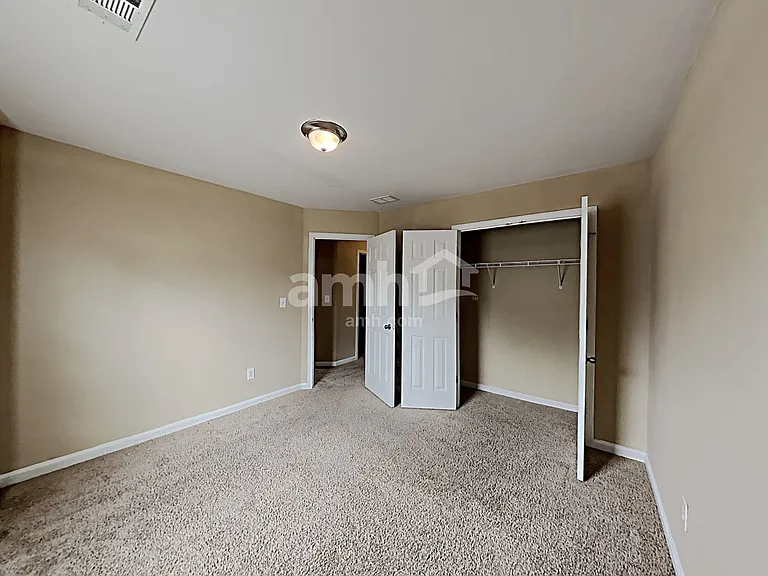 954 Laurel Green Ln — Photo 19