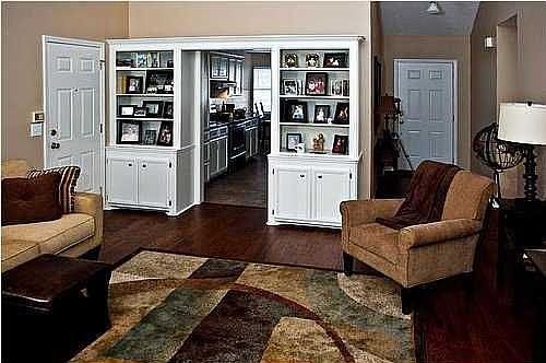 3rd image of 136 Villa Way