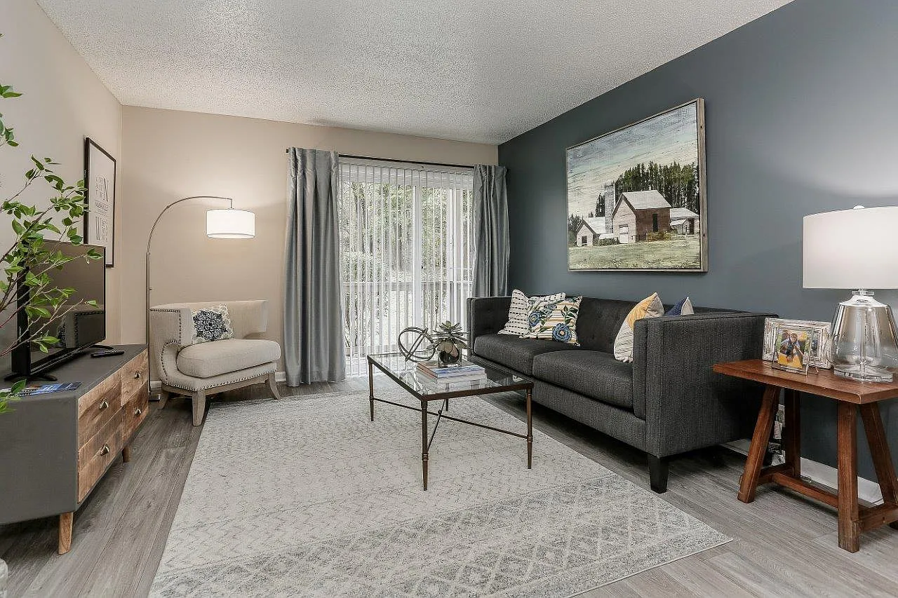 The Residences at Stonebrook Apartment Homes — Photo 4