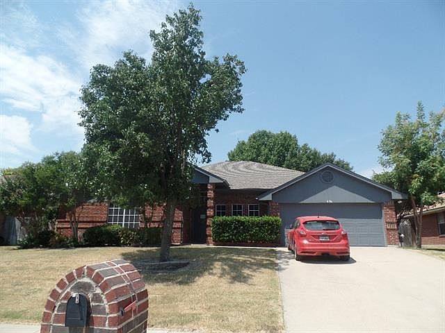 1st image of 696 Montana Ct N
