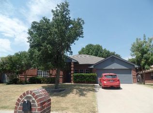 696 Montana Ct N, Keller, TX 76248