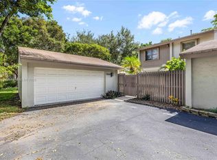 10500 SW 112th Ave, Miami, FL 33176