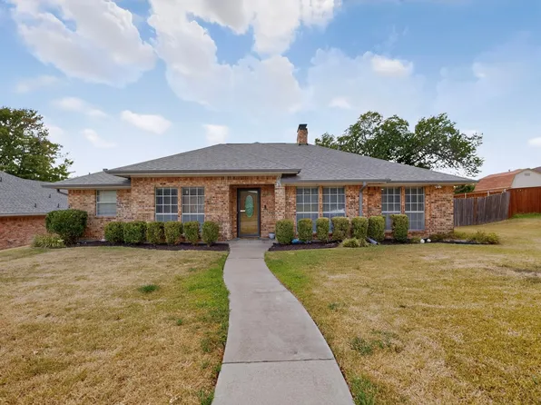 2413 Club Meadow Dr, Garland, TX 75041