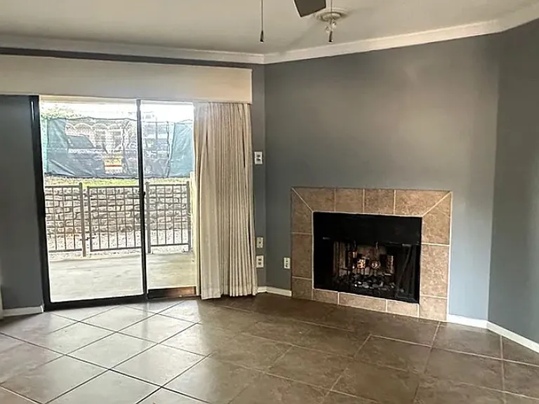 2505 Wedglea Dr — Photo 5