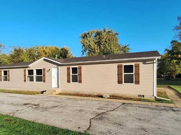 2670 Allen St, Lake Station, IN 46405