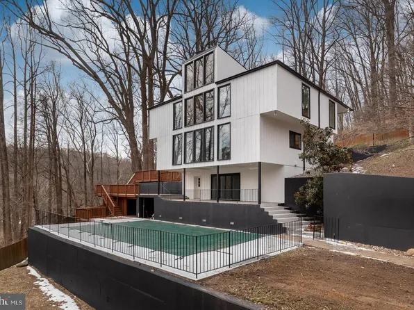 903 Ivy Hill Rd, Cockeysville, MD 21030