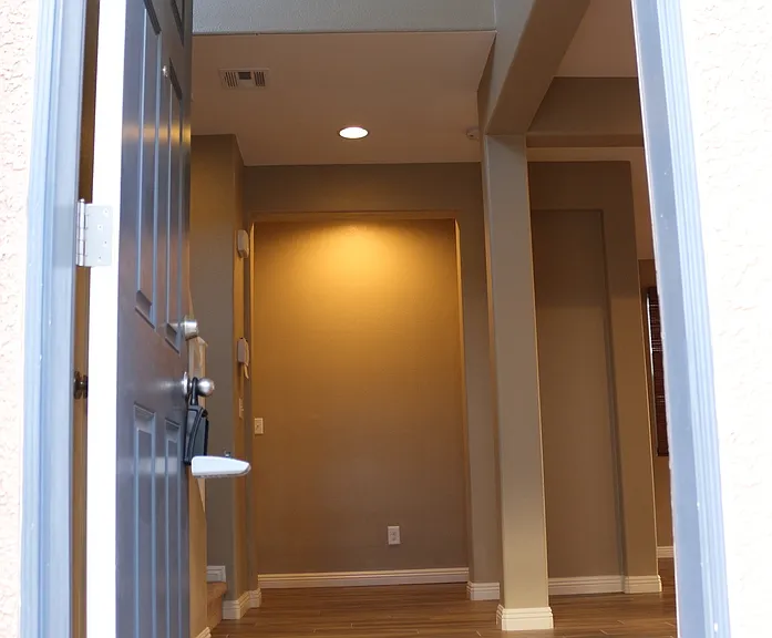 10842 Dobbs Ave — Photo 5