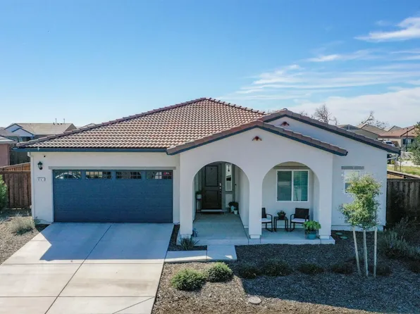 1785 Butterfly Lane, Dixon, CA 95620