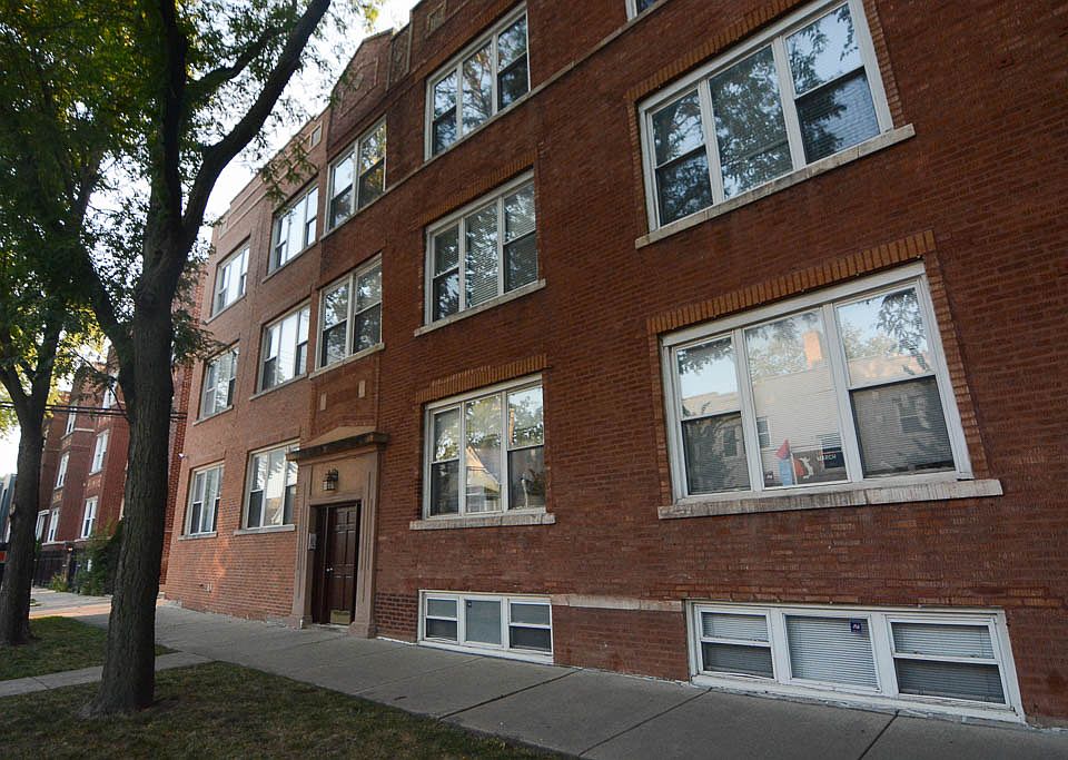 1st image of 2607 N Hamlin Ave #1N