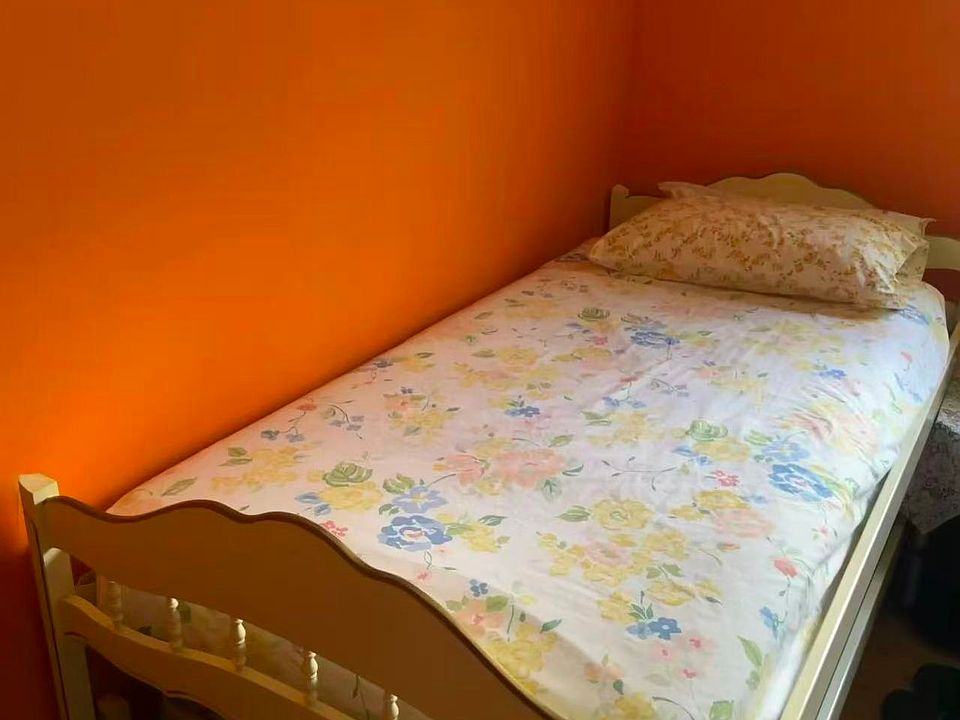 2nd image of 2421 Spring Garden St