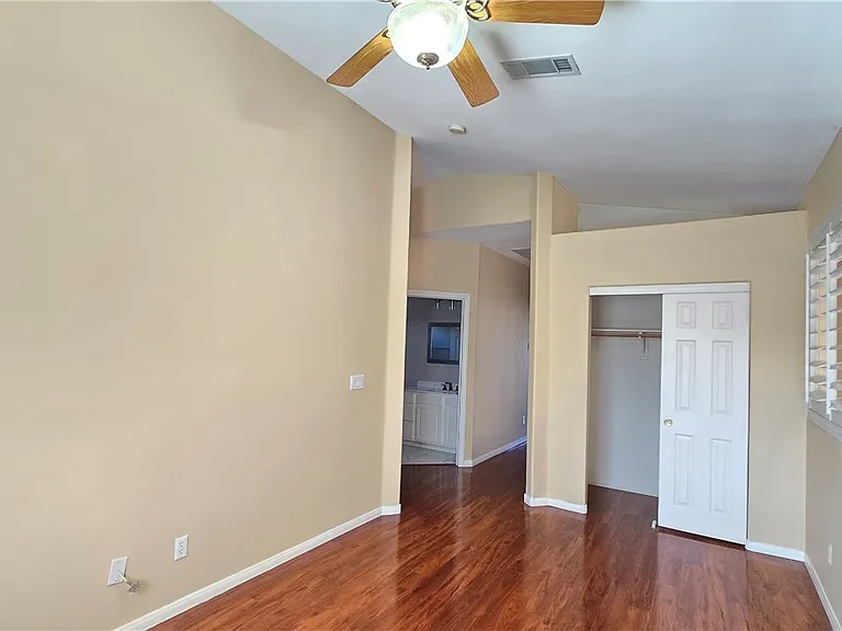 2232 Alanhurst Dr — Photo 3