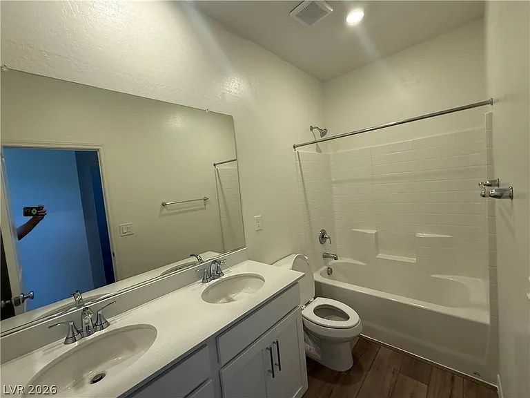 1587 Pacific Baza St — Photo 16