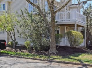 95 Sage Ct, Bedminster, NJ 07921