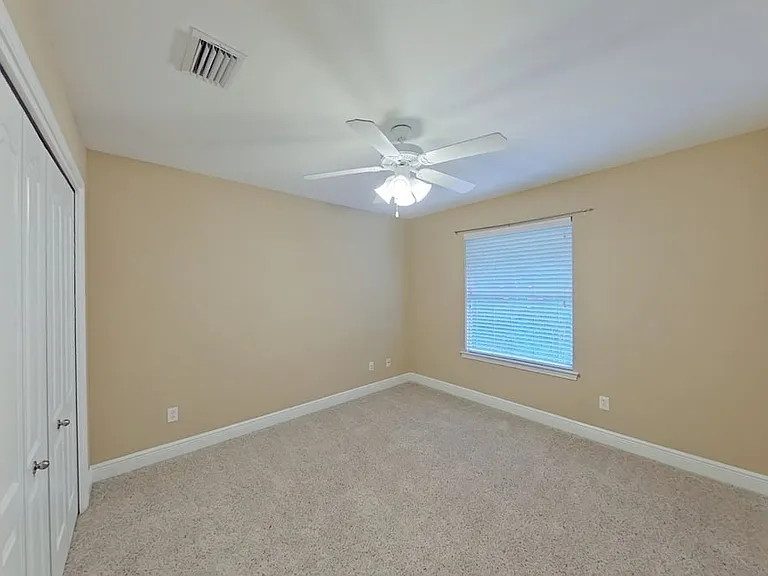 2240 Hadleigh Hills Ct — Photo 17
