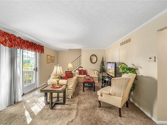 3rd image of 8743 Fox Rest Dr #14
