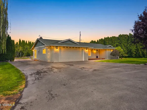 30 Rolling Hills Dr, Yakima, WA 98908