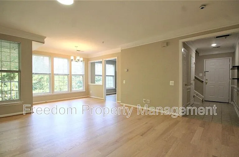 12624 Fair Crest Ct #304 — Photo 5