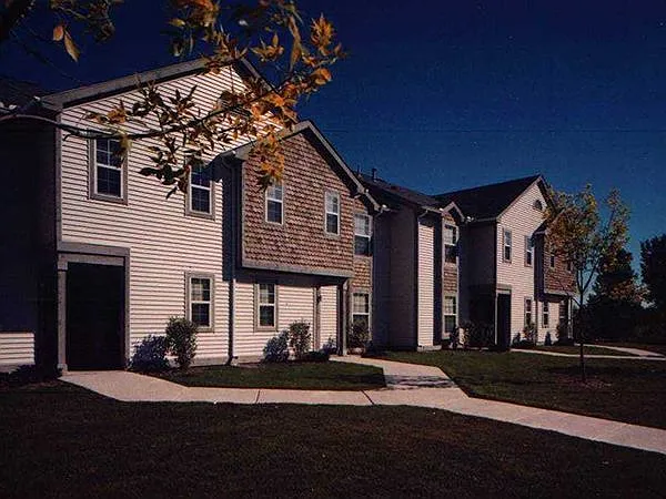 Pineshores Apartments