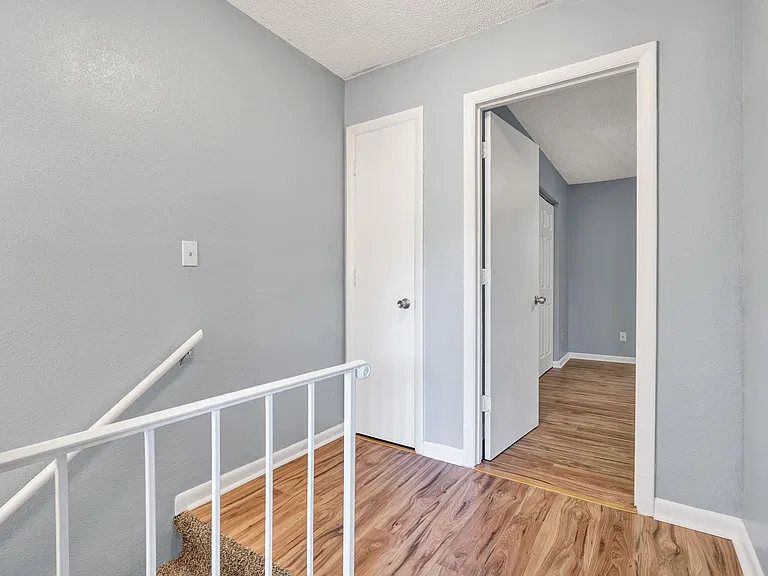 1312 Ely Rd #10 — Photo 5