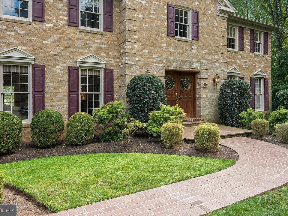 8 Tanager Ct, Potomac, MD 20854 Zillow