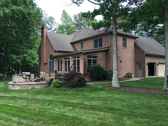 2nd image of 11100 Sheridan Dr