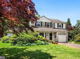 32 Kent Rd, Cherry Hill, NJ 08002