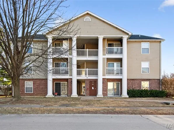 660 Materdie Ln APT 104, Florissant, MO 63031
