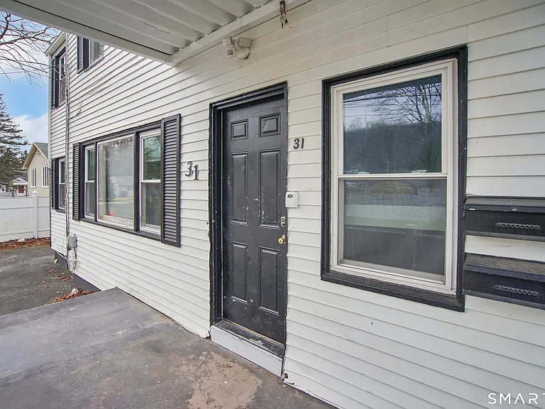 31 Tyler Ave #2 — Photo 26