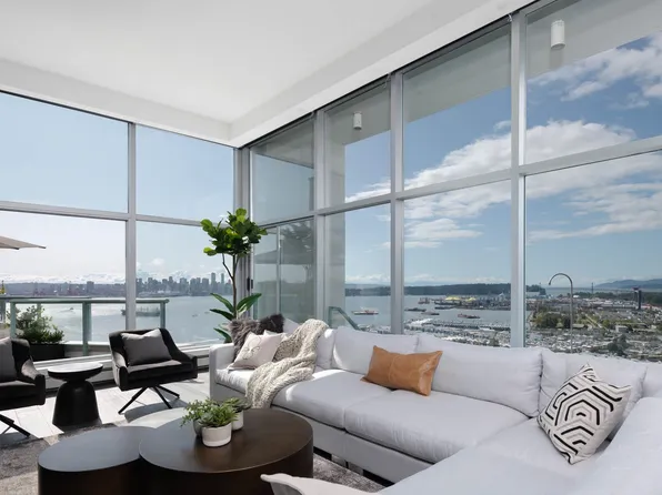 120 W 2nd St #2901, North Vancouver, BC V7M 1C3