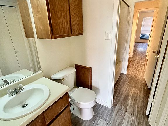 5th image of 2509 Cypress Dr