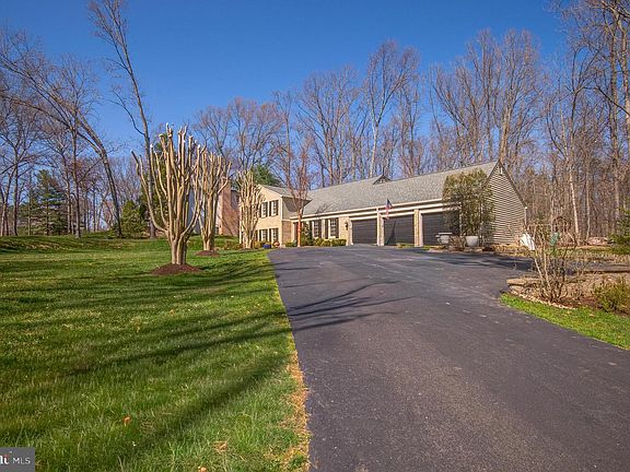 2nd image of 11006 Raccoon Ridge Ct