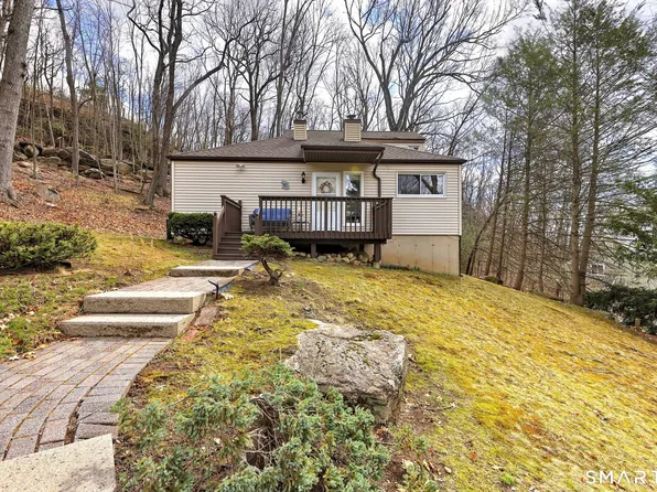 41 Chatham Lane, Bristol, CT 06010