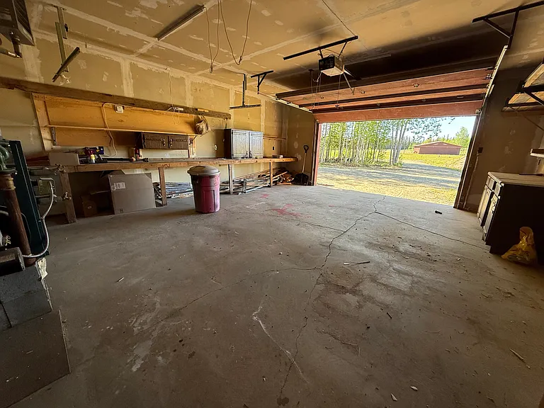 1813 Keaster Rd — Photo 37
