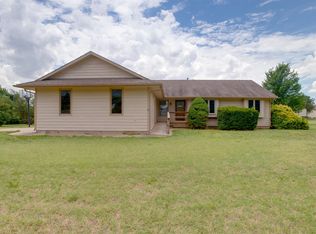 31027 W Kraus Rd, Garden Plain, KS 67050