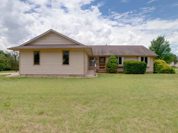 31027 W Kraus Rd, Garden Plain, KS 67050