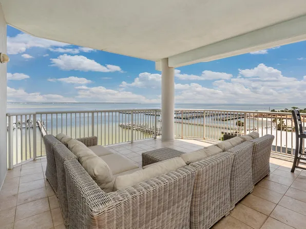 1328 Miracle Strip Pkwy #Penthouse 01, Fort Walton Beach, FL 32548