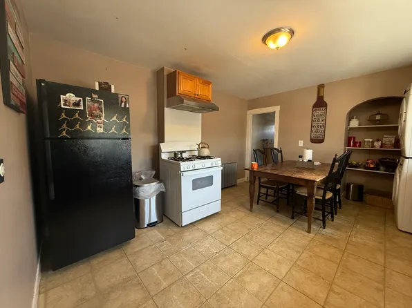 692 Moody St Floor 2, Waltham, MA 02453