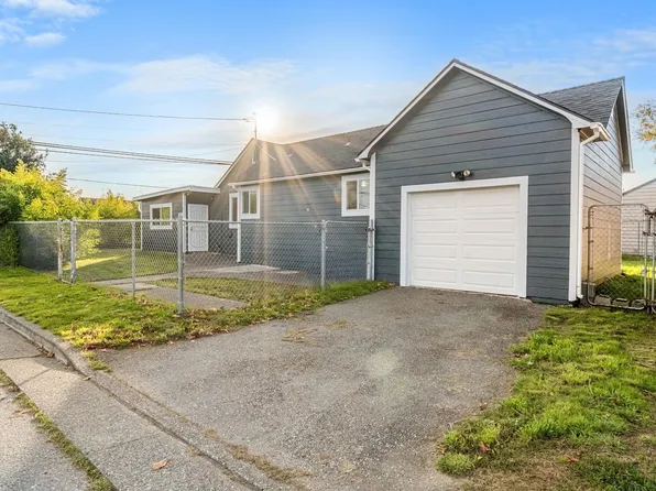 107 Fresno St, Crescent City, CA 95531