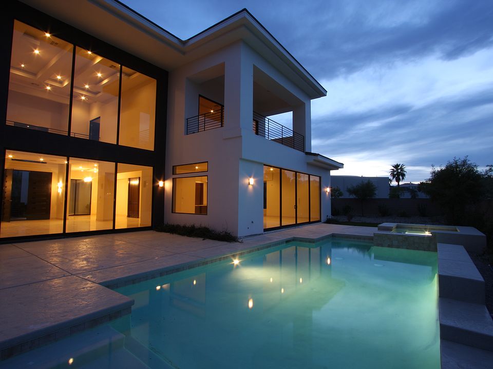 Building Photo 5