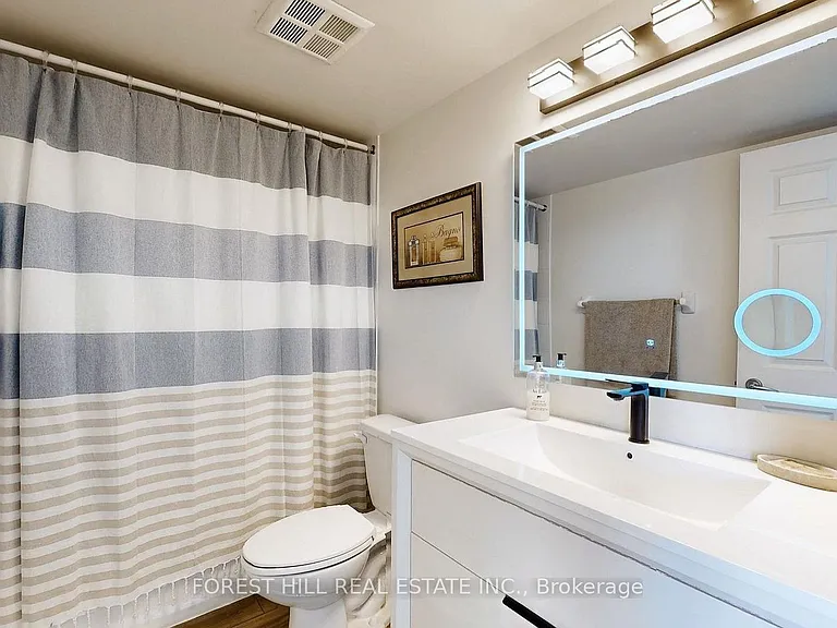 230 Queens Quay W #2816 — Photo 13