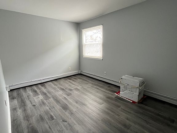 4th image of 325 Simonson Ave Floor 2