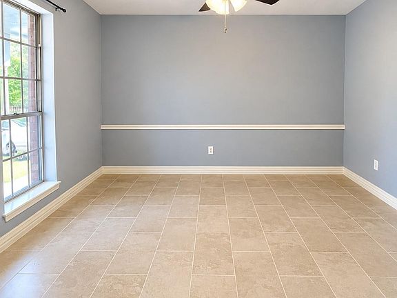 5th image of 214 Birchwood Dr