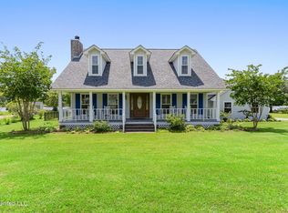 18379 Robinwood Dr, Saucier, MS 39574