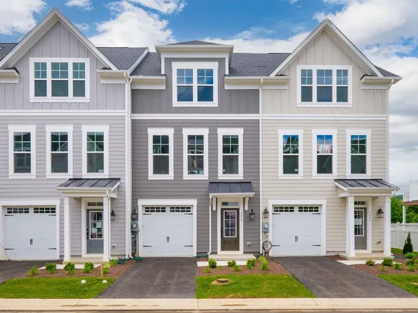 3450 Monterey Dr #38F, Rockingham, VA 22801