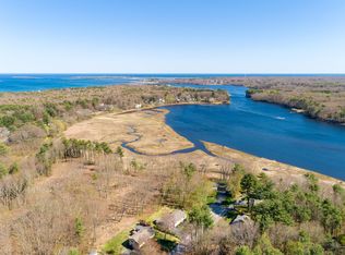 16 Windy Point Ln, Saco, ME 04072