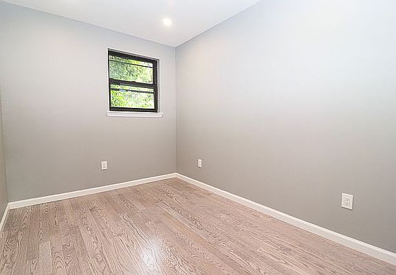 5th image of 50-14 43rd St #2