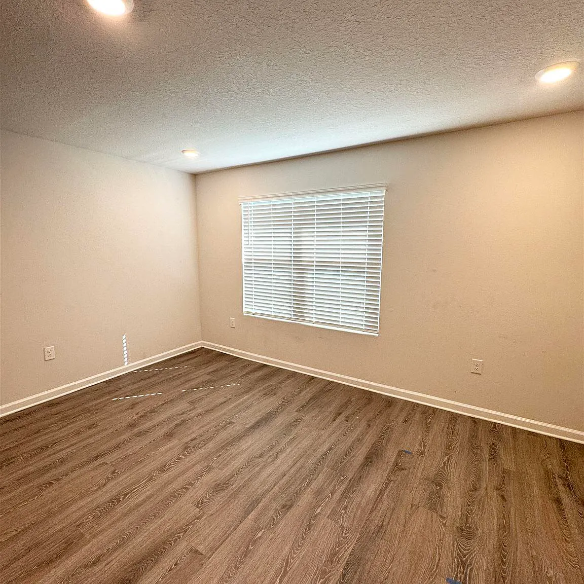 4 bed, 1812 sqft, $2,200 — Photo 4